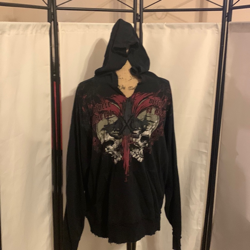 Mens Extreme Couture hoodie pullover.  Size XL